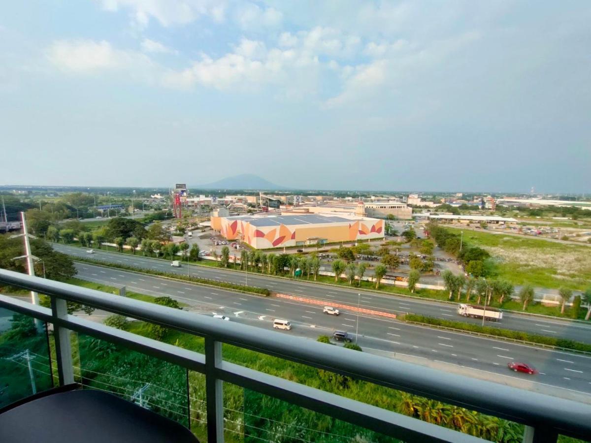 The Aces Crib At Azure North Pampanga Aparthotel ภายนอก รูปภาพ
