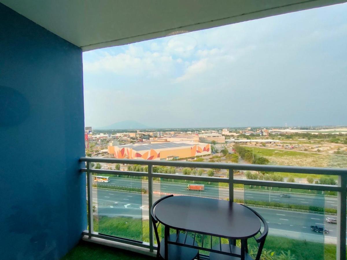The Aces Crib At Azure North Pampanga Aparthotel ภายนอก รูปภาพ