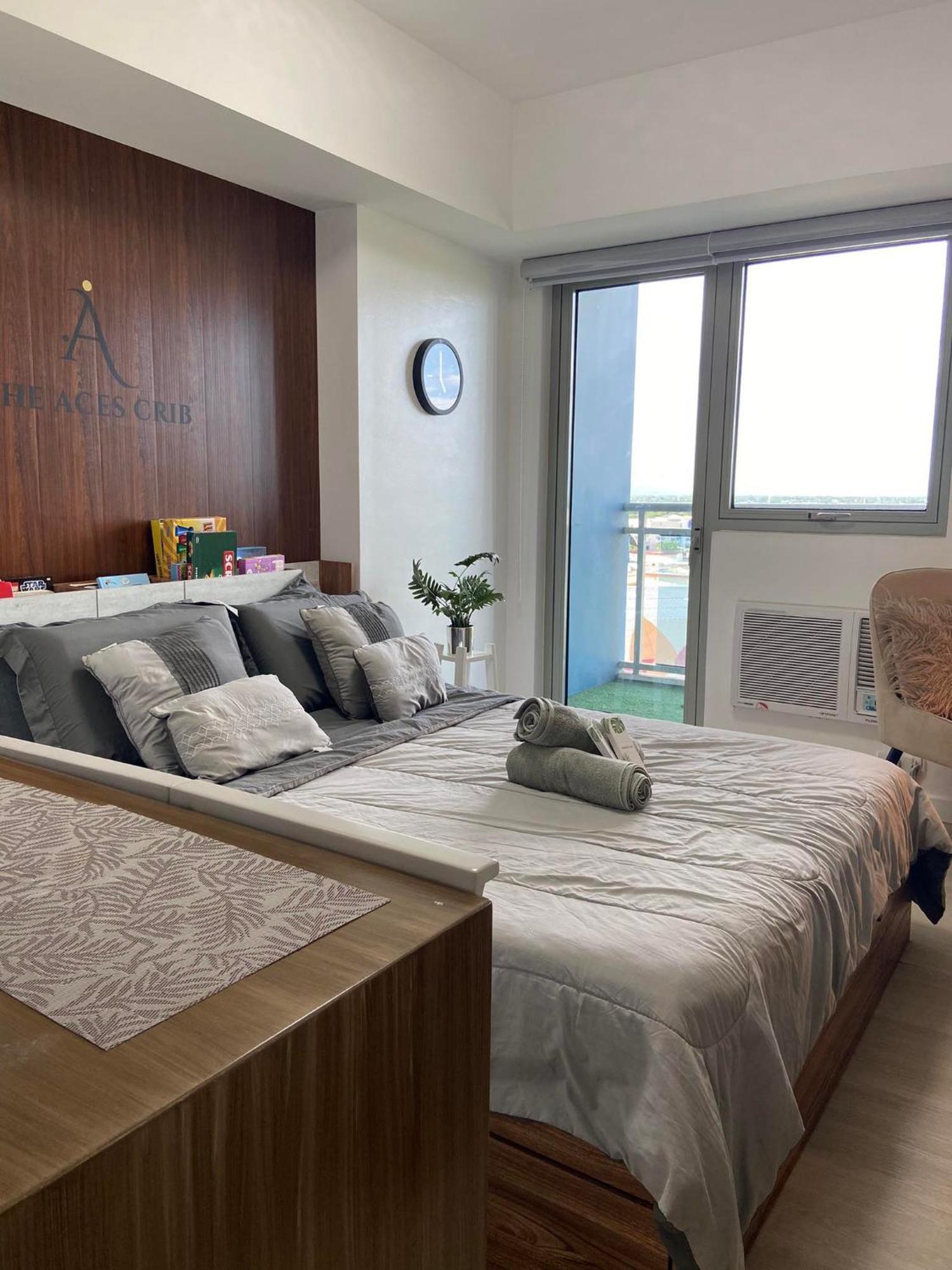 The Aces Crib At Azure North Pampanga Aparthotel ภายนอก รูปภาพ